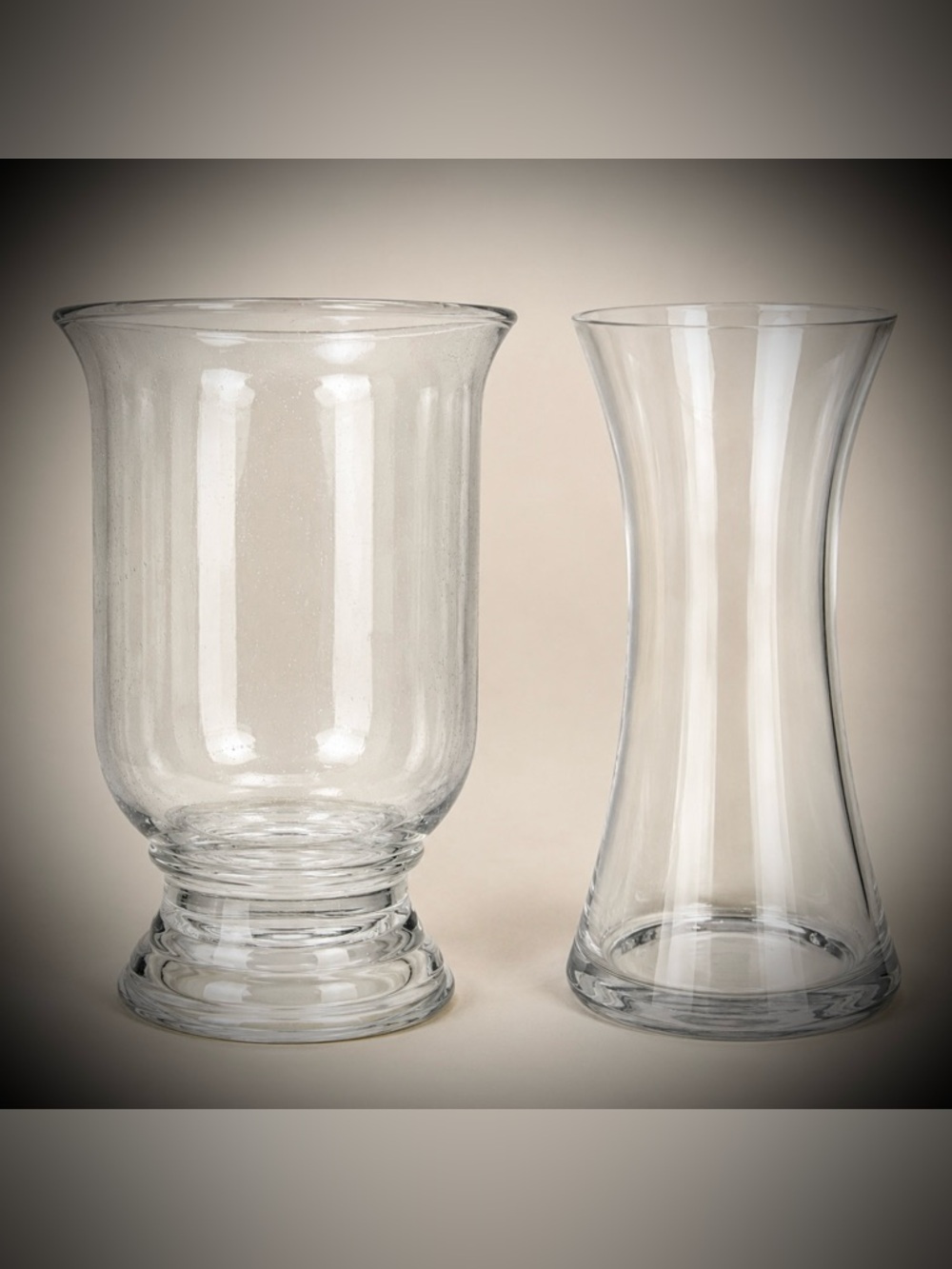 🔍(2) Clear Glass Vase Bundle – Hurricane & Hourglass Shapes